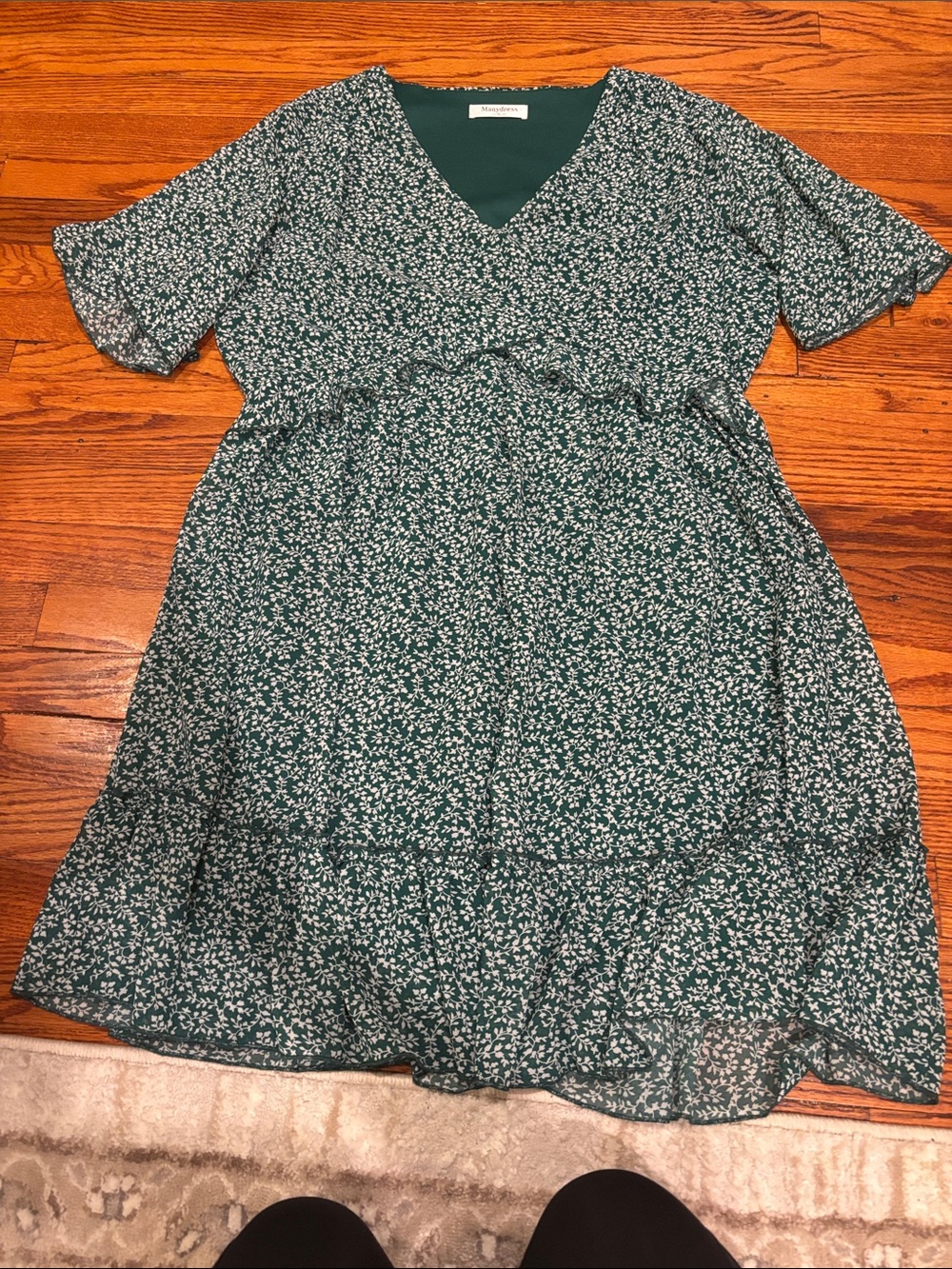 Green Floral V-Neck Midi Dress